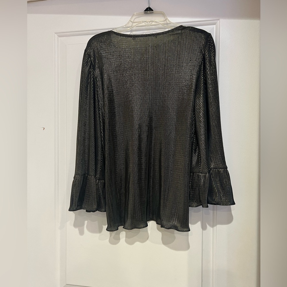 Black and Gold Top